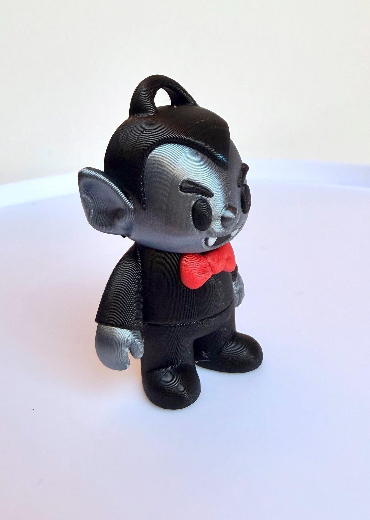 3D Printed Flexi Vampire β Spooky Halloween Fidget Toy, Fun Collectible Gift, Poseable Desk Buddy