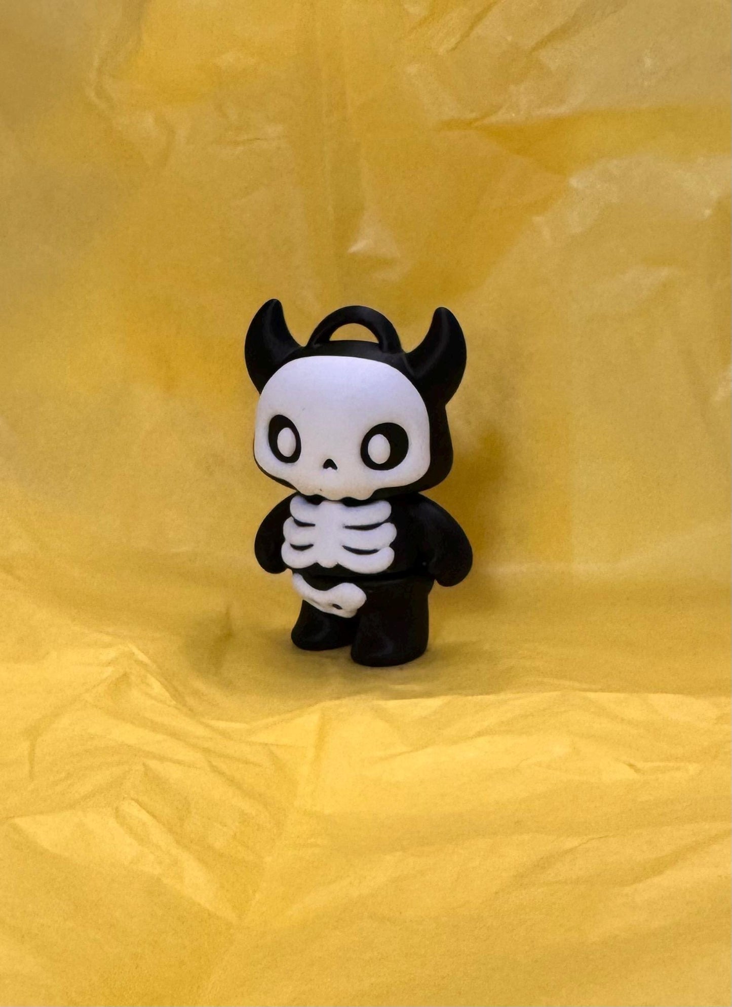 Flexi Skeleton – Poseable Halloween Decoration & Fidget Toy